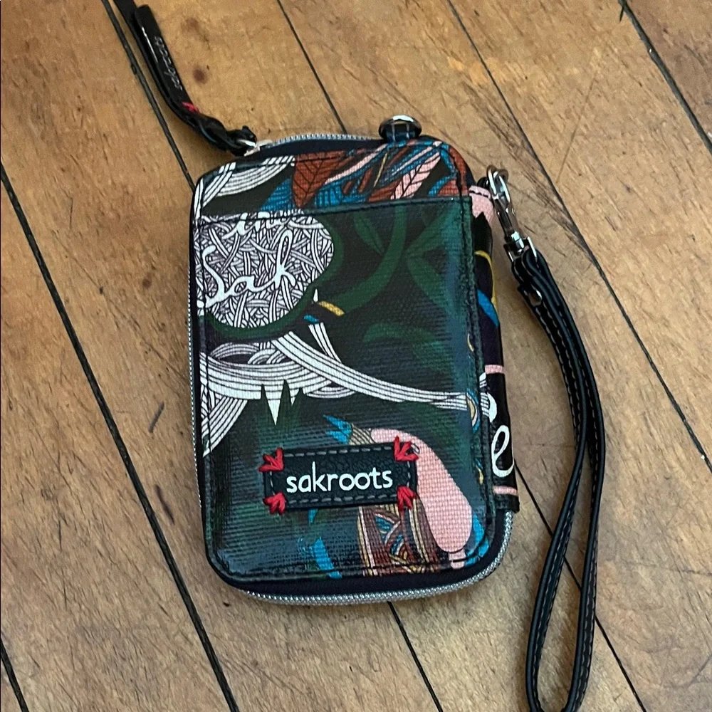 Sakroots wristlet wallet